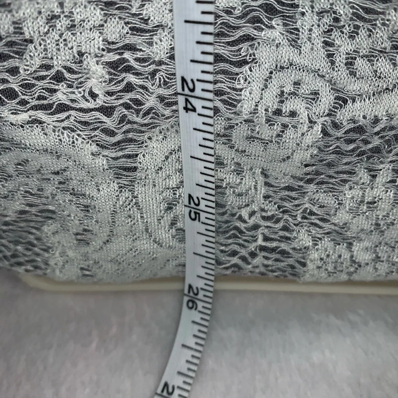 Ruff Hewn Gray and White Blouse size large - Picture 3 of 7